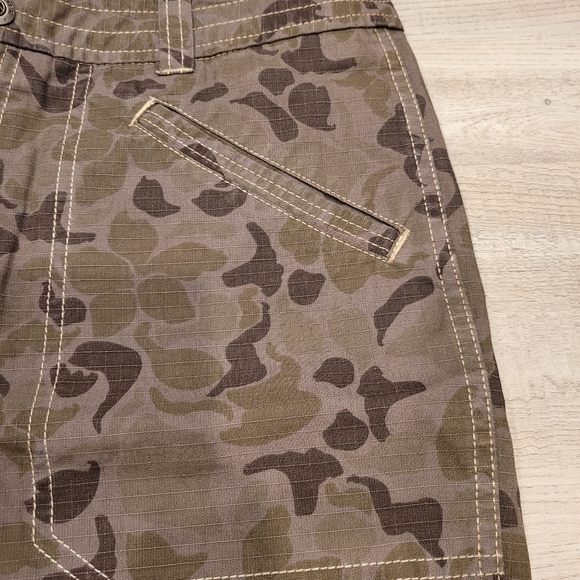 Gander Mtn shorts 4 - Picture 5 of 6